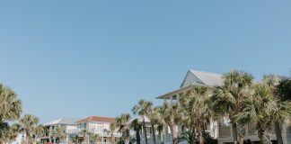 Brasileiros devem se atentar a leis e finanças antes de comprar imóveis nos EUA