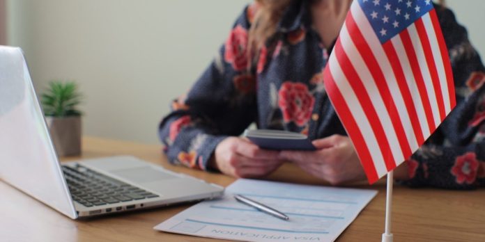 Instabilidade no Brasil acelera êxodo qualificado aos EUA Instabilidade no Brasil acelera êxodo qualificado aos EUA