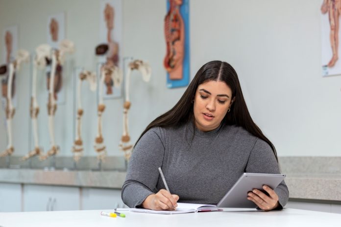 Ingresso em Medicina vai além do Enem e vestibular Ingresso em Medicina vai além do Enem e vestibular