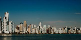 Balneário Camboriú bate capitais no valor do metro quadrado Balneário Camboriú bate capitais no valor do metro quadrado