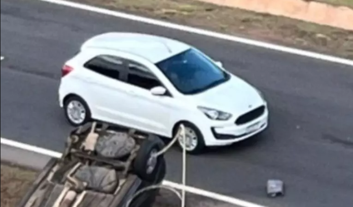 carro-capota-castelinho-290725