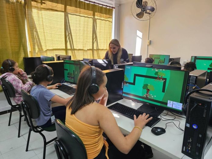 Game ensina os caminhos da proteção do peixe meros para crianças Game ensina os caminhos da proteção do peixe meros para crianças