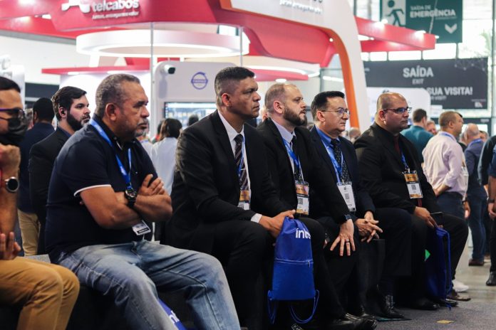 Gil Giardelli leva futurismo ao Palco 360º da ISC Brasil Gil Giardelli leva futurismo ao Palco 360º da ISC Brasil