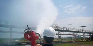 Espumas empregam tecnologia no combate a incêndios