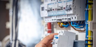 Acidentes podem ser evitados com instalação elétrica correta Acidentes podem ser evitados com instalação elétrica correta