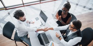 Meta certifica startup brasileira como nova BSP