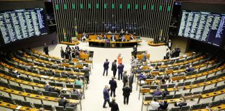 PEC 66 propõe mudança no cálculo dos precatórios PEC 66 propõe mudança no cálculo dos precatórios