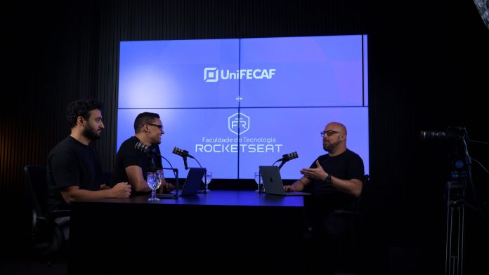 UniFECAF e Faculdade Rocketseat lançam graduação em IA