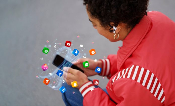 Remoção de posts: STF amplia responsabilidade das redes