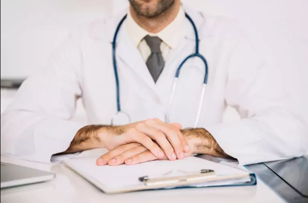 medico-consulta-190825