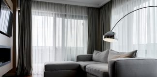 Limpeza de cortinas residenciais e comerciais exige atenção Limpeza de cortinas residenciais e comerciais exige atenção