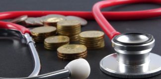 Especialista apresenta dados financeiros para clínicas