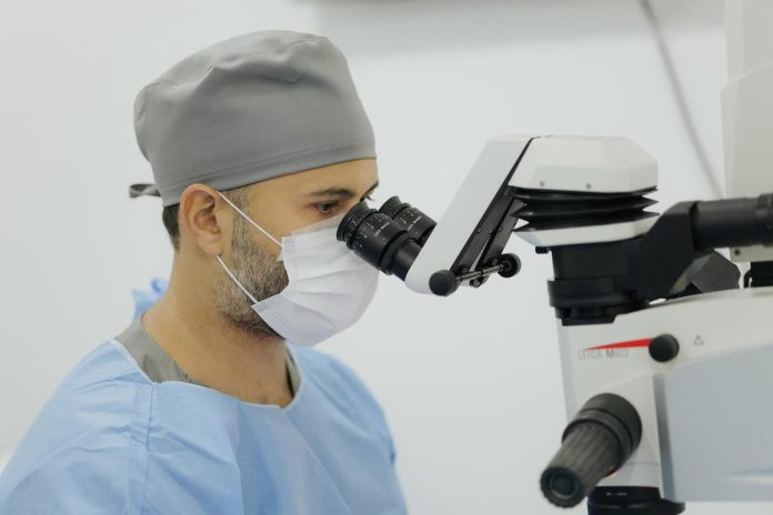 Lente desenvolvida com IA contribui para a correção visual