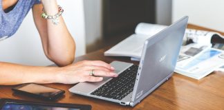 Mulheres 50+ desafiam a invisibilidade pela escrita Mulheres 50+ desafiam a invisibilidade pela escrita