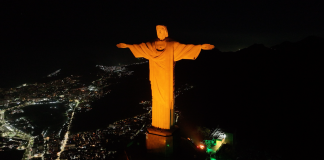 Fiserv ilumina Cristo e reforça compromisso na AL
