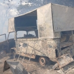 Incêndio em pasto atinge área de recicláveis e destrói veículos em Botucatu