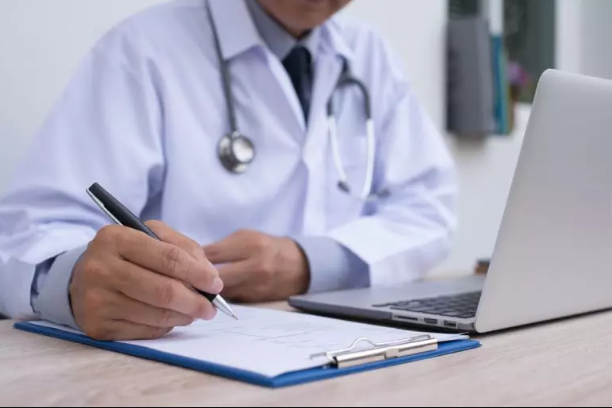 medico-receita-020925