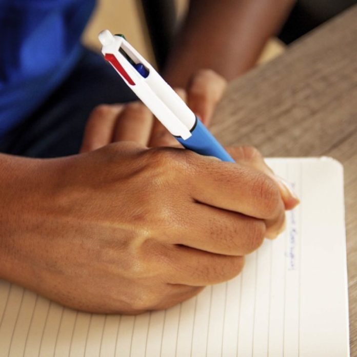 BIC lança campanha nas redes sobre o sumiço das canetas BIC lança campanha nas redes sobre o sumiço das canetas