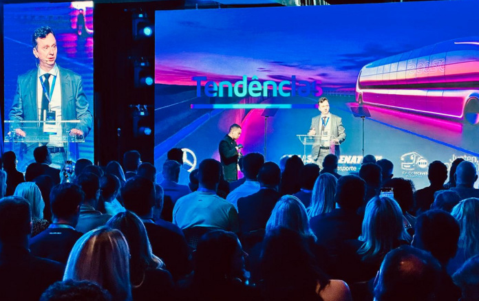 Transporte de passageiros debateu futuro do setor no Brasil Transporte de passageiros debateu futuro do setor no Brasil