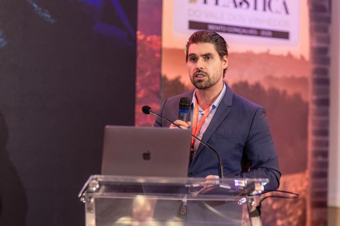 Dr. Fernando Zanol representa SC em simpósio nacional Dr. Fernando Zanol representa SC em simpósio nacional