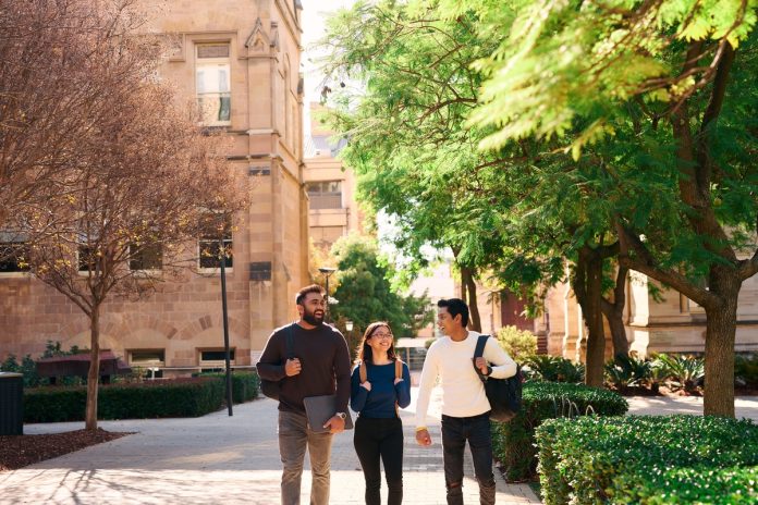 Evento gratuito traz 9 universidades australianas ao Brasil Evento gratuito traz 9 universidades australianas ao Brasil