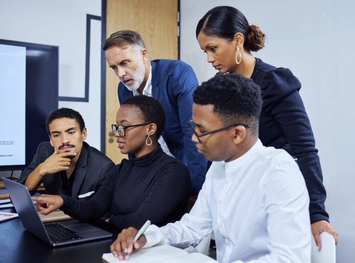 Empresas ampliam oportunidades com a economia criativa Empresas ampliam oportunidades com a economia criativa