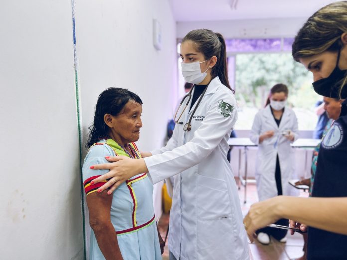 Programa conecta teoria e prática na formação de médicos Programa conecta teoria e prática na formação de médicos