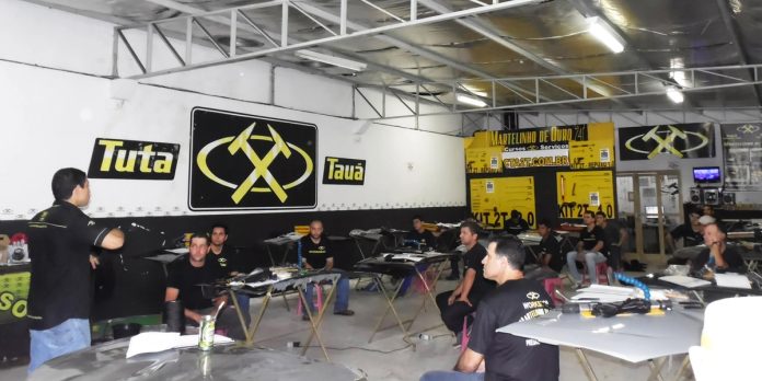 Livro analisa o desenvolvimento do Martelinho de Ouro (PDR) Livro analisa o desenvolvimento do Martelinho de Ouro (PDR)