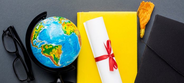 Colégio Brasil Canadá recebe reconhecimento da UNESCO Colégio Brasil Canadá recebe reconhecimento da UNESCO