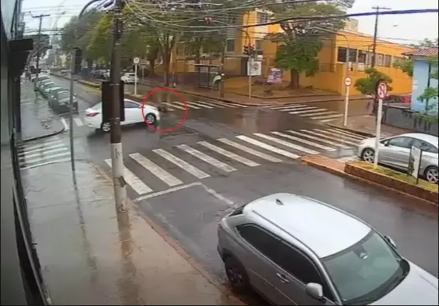 acidente-avenida-botucatu-151025