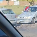 Colisão entre dois carros deixa um motorista ferido no centro de Botucatu