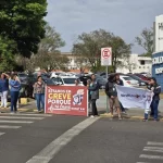 Servidores da saúde de Botucatu chegam ao segundo dia de greve