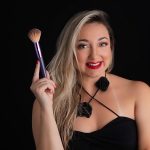 Maquiadora de Botucatu celebra 7 anos de carreira com foco na valorização da autoestima feminina