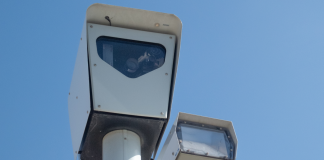 Radares ajudam a reduzir infrações no trânsito, diz estudo Radares ajudam a reduzir infrações no trânsito, diz estudo