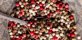 Pimenta-do-reino: especiaria brasileira movimenta o mercado Pimenta-do-reino: especiaria brasileira movimenta o mercado