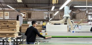 Jimmy Móveis reforça operação com produção terceirizada Jimmy Móveis reforça operação com produção terceirizada