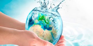 Água é um recurso natural que exige práticas sustentáveis para sua preservação Água é um recurso natural que exige práticas sustentáveis para sua preservação