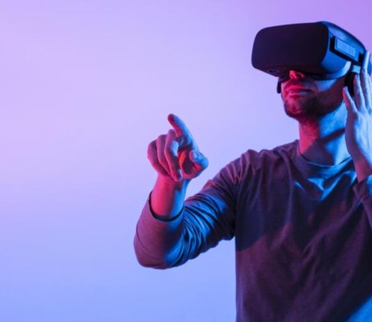 Aprendizagem imersiva e VR são tendências para 2026
