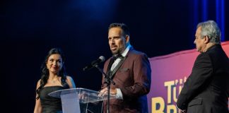 Tudo Para Brasileiros realiza premiação no Hard Rock Orlando Tudo Para Brasileiros realiza premiação no Hard Rock Orlando