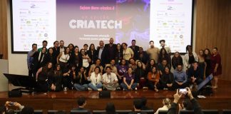 Jovens apresentam soluções para o futuro da tecnologia Jovens apresentam soluções para o futuro da tecnologia