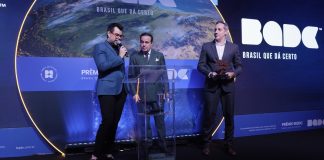 Agência recebe prêmio no evento Brasil que Dá Certo Agência recebe prêmio no evento Brasil que Dá Certo