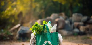 Descarte de resíduos pós-consumo exige ações colaborativas Descarte de resíduos pós-consumo exige ações colaborativas