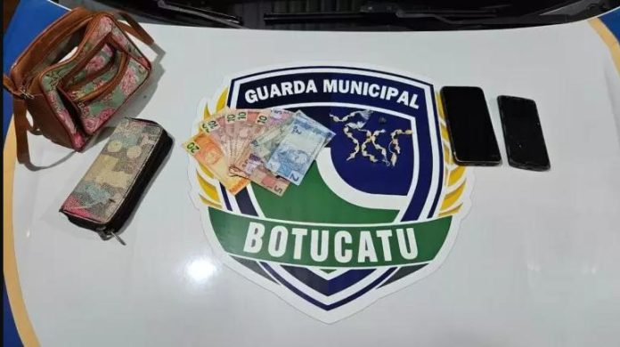 droga-mulher-botucatu-171225