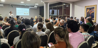 Início do ano aumenta interesse pela Filosofia como desenvolvimento humano Início do ano aumenta interesse pela Filosofia como desenvolvimento humano