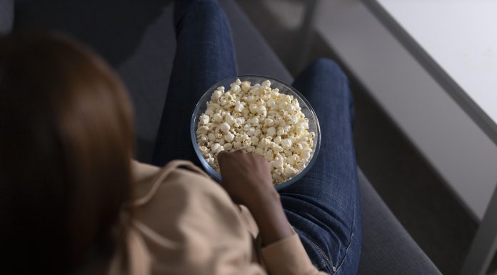 12 detalhes escondidos em filmes famosos que quase ninguém percebeu