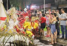 Desfile carnavalesco marca programação cultural em Trindade