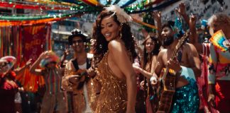 Karinah se divide entre os carnavais do Rio e Salvador Karinah se divide entre os carnavais do Rio e Salvador