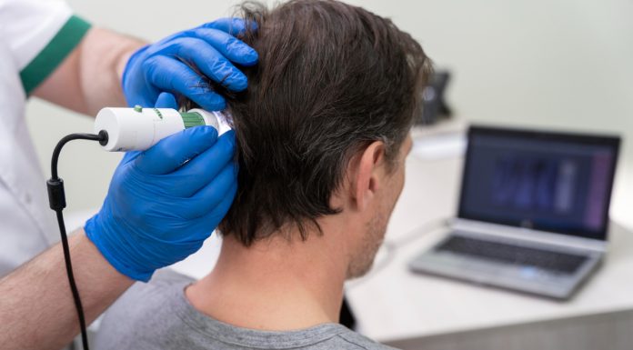 Saúde capilar integra ciência, diagnóstico e tratamento