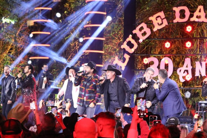 Clube da Viola apresenta clipe e single inéditos na última quinta-feira (12) Clube da Viola apresenta clipe e single inéditos na última quinta-feira (12)