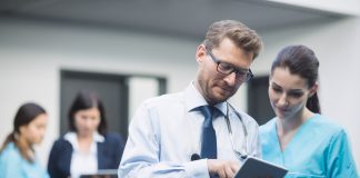 AdmDoctor lança app para gestão de CNPJ na saúde